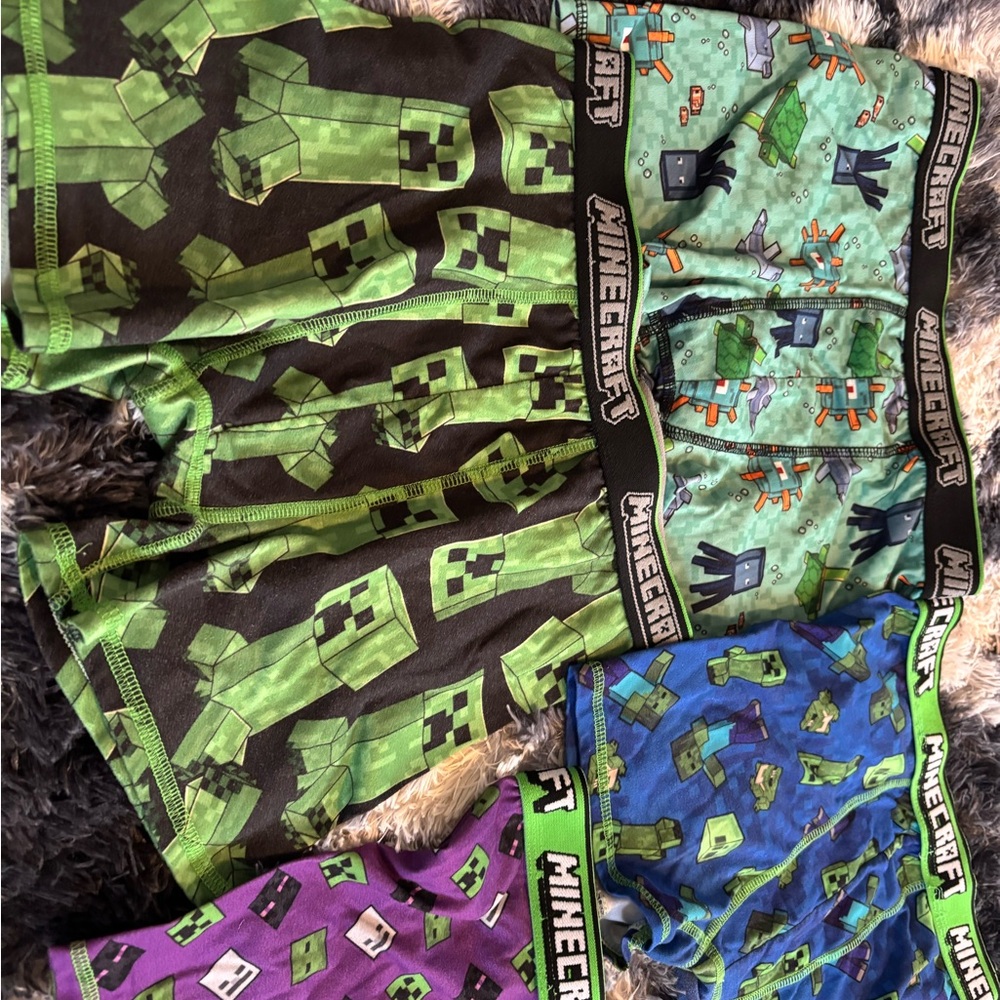 Minecraft Themed Boxer Shorts Set - Picture 2 of 4